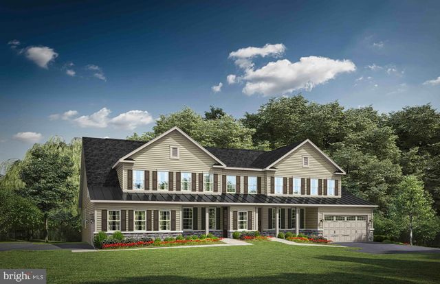 $1,068,405 | 8518 Lallybroch Lane