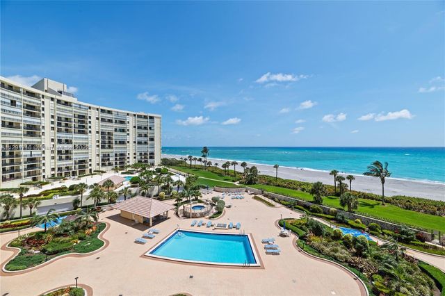 $699,000 | 300 Ocean Trail Way, Unit 410 | Jupiter