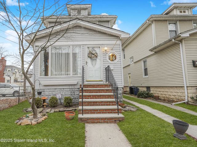 $689,888 | 11 Chelsea Street | Tottenville