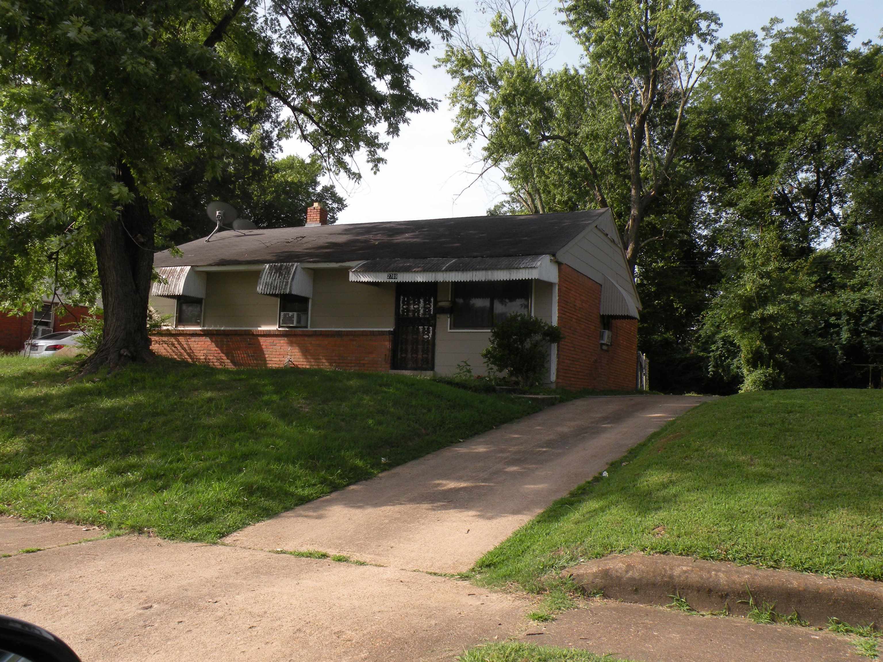 View of front of home with a front yard