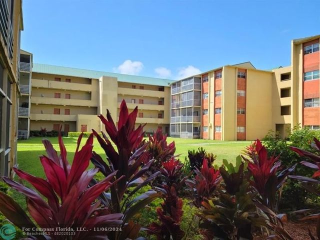 $168,000 | 3710 Northwest 21st Street, Unit 310 | Lauderdale Lakes East Gate