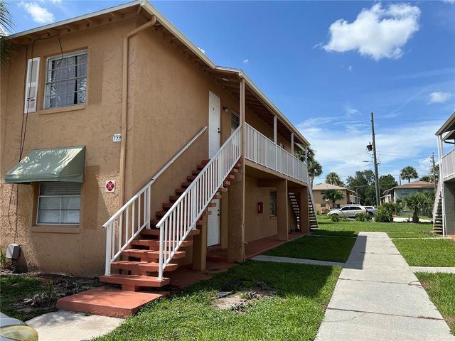 $1,350 | 733 Michigan Court, Unit 4 | Palm Gardens