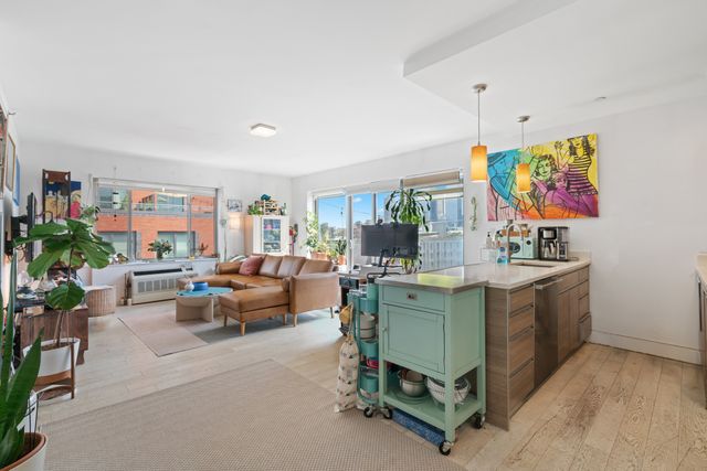 $1,600,000 | 47-05 5th Street, Unit 602 | Long Island City