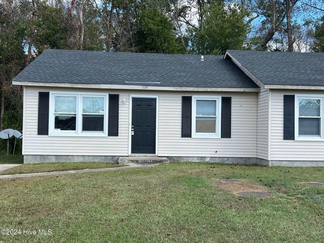 $895 | 114 Stallion Drive | Jacksonville Township - Onslow County