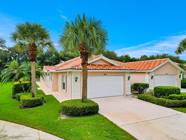 $425,000 | 1684 Southwest Shady Lake Terrace | Palm City