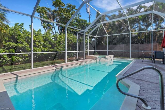 $1,248,000 | 555 93rd Avenue North | Naples Park