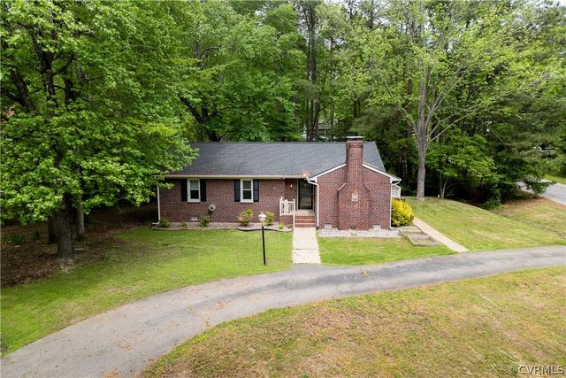 $350,000 | 5040 Oakforest Drive | Chesterfield