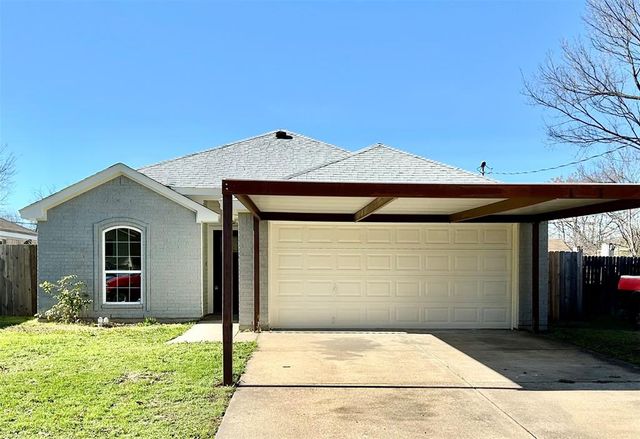 $310,000 | 3233 Rita Lane | Meadow Oaks Haltom