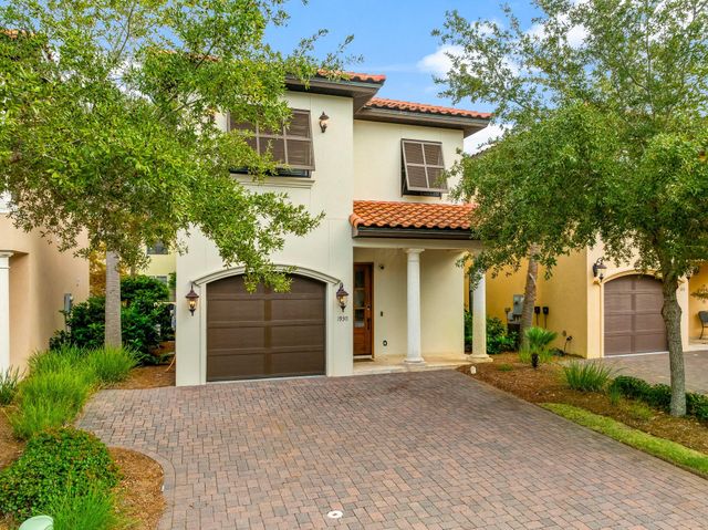 $888,888 | 1930 Boardwalk Drive | Villa Lago