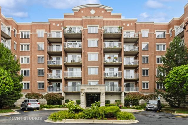 $285,000 | 6560 West Diversey Avenue, Unit 616D | Belmont Cragin