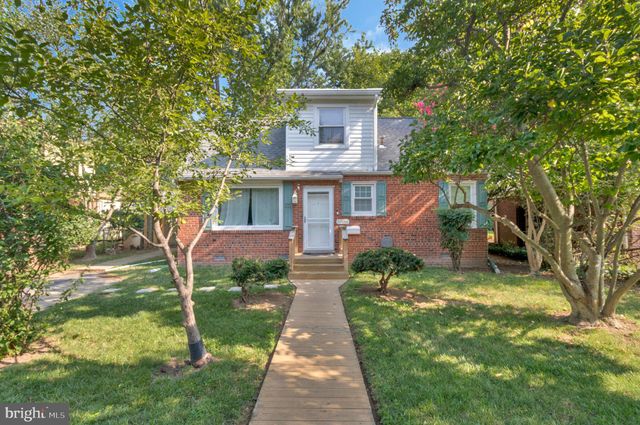 $495,000 | 5006 Cheyenne Place | College Park