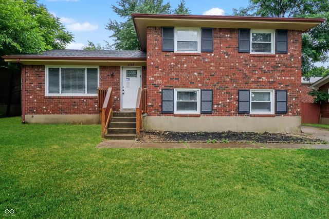 $1,930 | 1717 Birchbark Lane | Oak Park