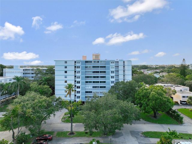 $109,900 | 3301 Spanish Moss Terrace, Unit 505 | Inverrary