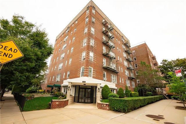 $235,000 | 7520 Ridge Boulevard, Unit 3D | Bay Ridge