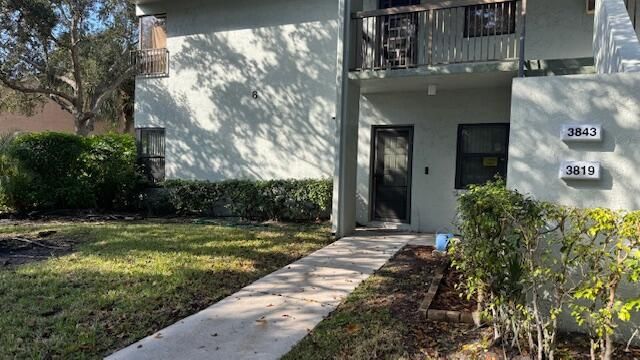 $2,400 | 3819 Carambola Circle North, Unit 2941 | Coral Gate