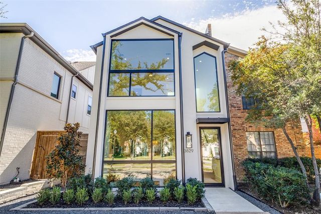 $1,895,000 | 3629 McFarlin Boulevard | Park Cities