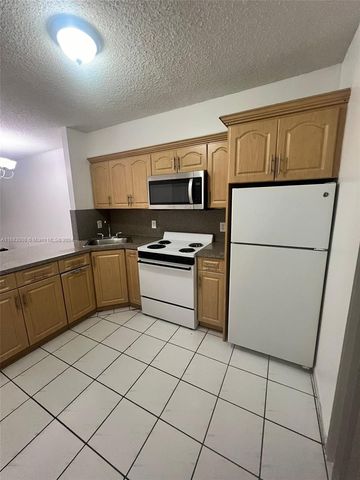 $2,200 | 5480 West 21st Court, Unit 104 | Hialeah