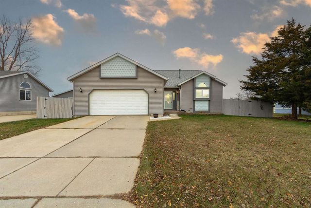 $330,000 | 2355 Garden Janesville Wi 53546 | Rivereast