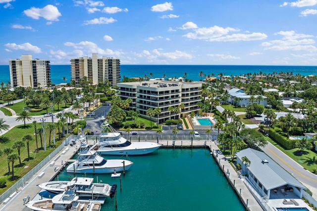 $995,000 | 50 South Beach Road, Unit 101 | Tequesta