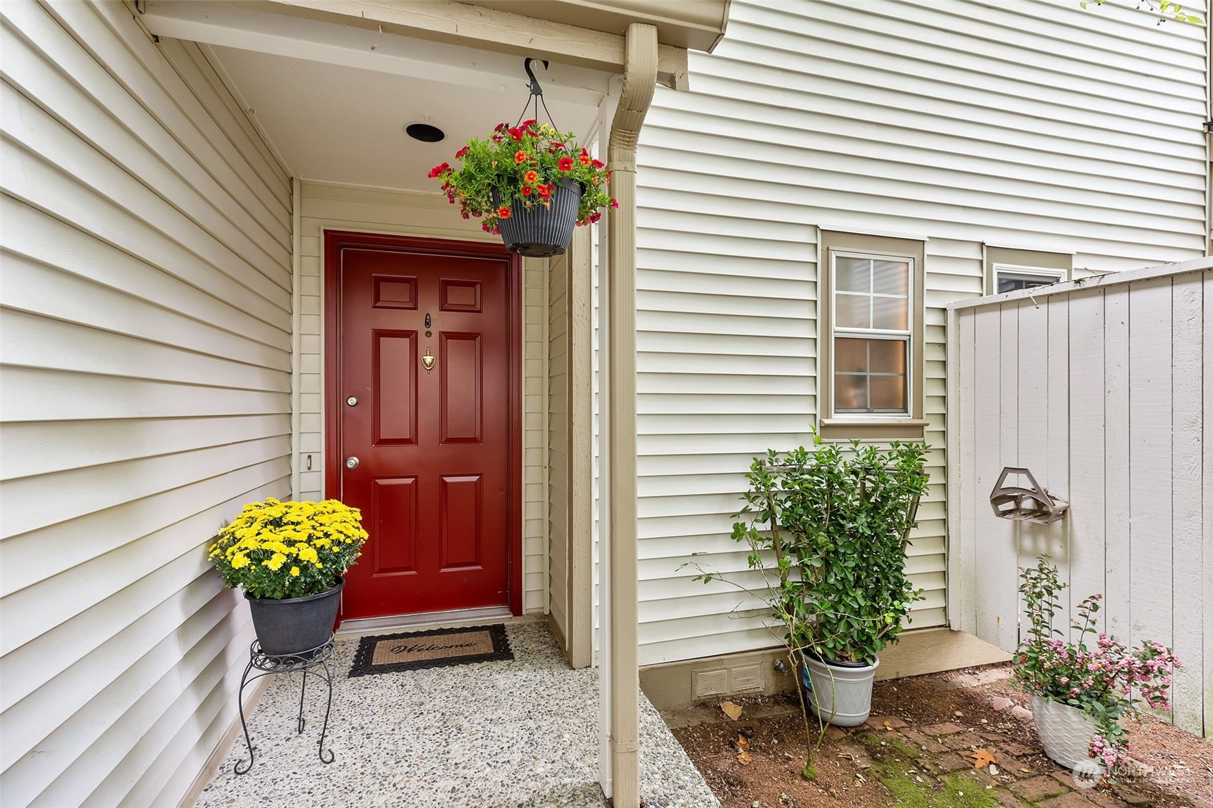 a view of a entryway in the backyard