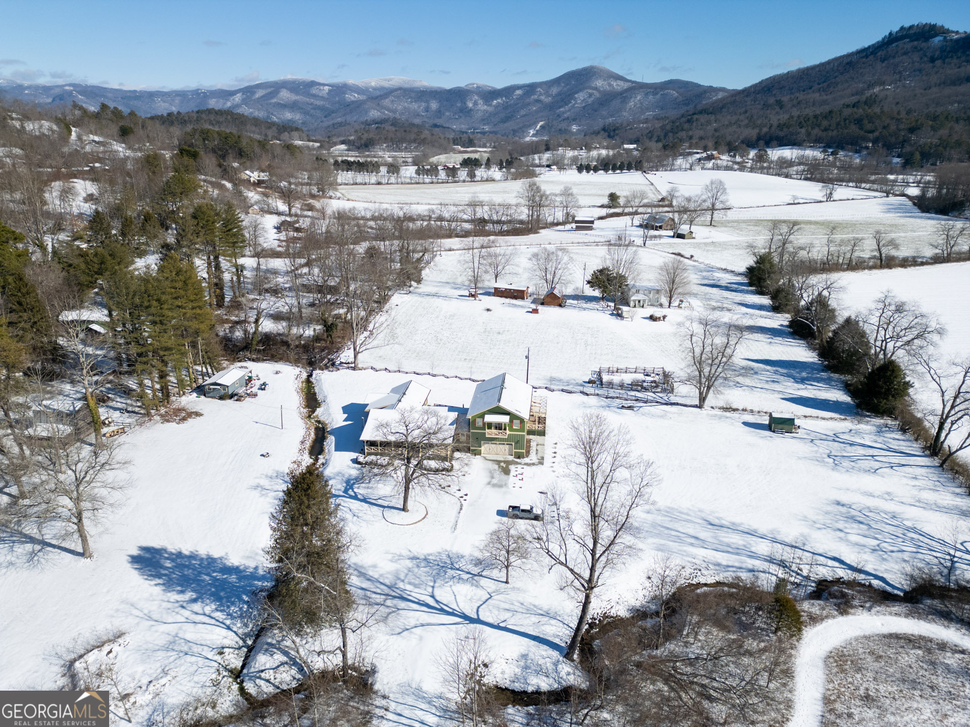 a view of a outdoor space with mountain view