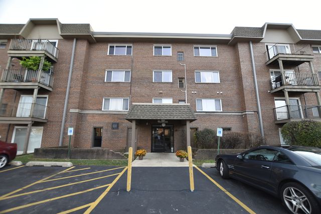 $1,350 | 2301 Beau Monde Lane, Unit 208 | Lisle