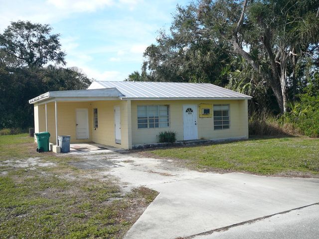 $199,900 | 2209 North 42nd Street | Fort Pierce North