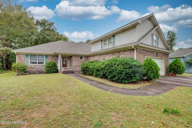 $485,000 | 713 Grey Squirrel Drive | Myrtle Grove