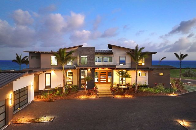 $9,900,000 | 2240 Maka Place | Weliweli Heights