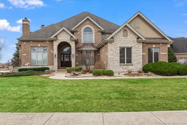 $1,395,000 | 8871 Port Washington Drive | Frankfort