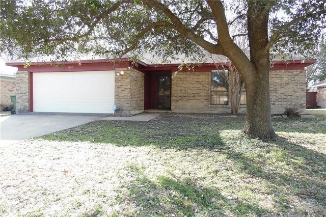 $2,175 | 1600 Lilac Lane | Plano