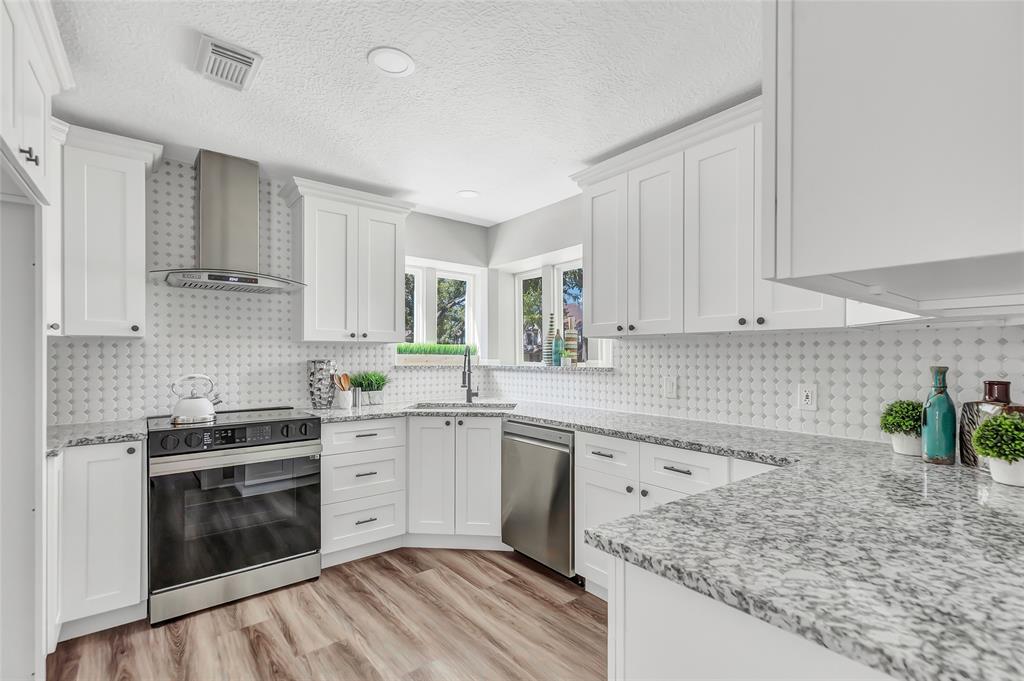 Recently renovated with a modern kitchen, keep scrolling for more!