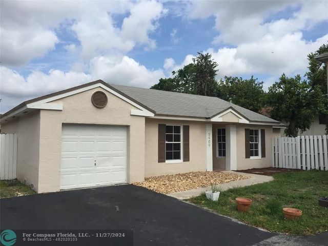 $3,100 | 5909 Woodland Point Place | Tamarac