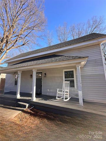 $330,000 | 92 St Charles Avenue Northeast | Brookwood