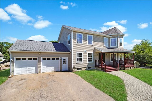 $859,900 | 39 Moonlight Drive | Westerly