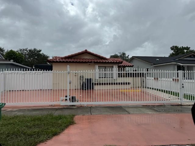 $3,700 | 19314 Southwest 121st Court | South Miami Heights