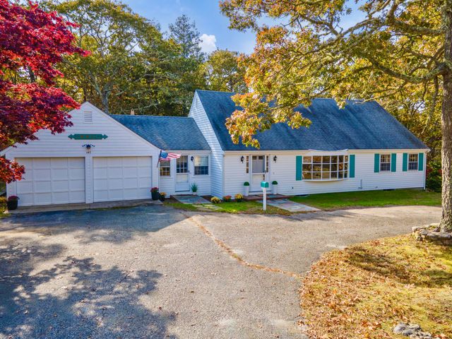 $850,000 | 147 Pleasant Bay Road | East Harwich