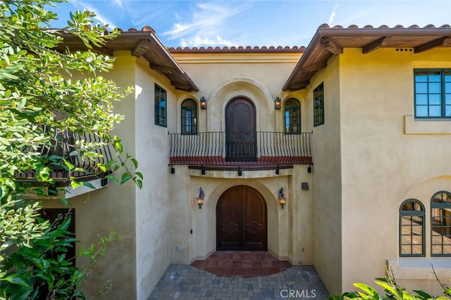 $2,900,000 | 2306 Santa Ynez Avenue | Cuesta Park