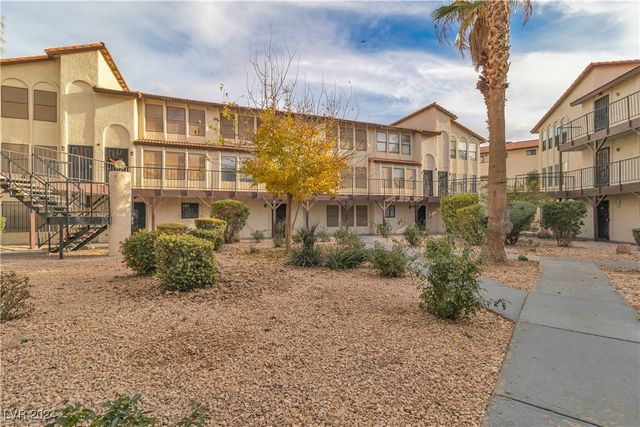 $1,395 | 2080 Karen Avenue, Unit 39 | Valley del Paradiso