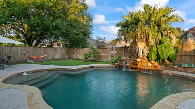 $405,000 | 18502 Hot Creek Court | Atascocita