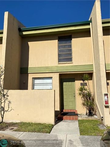 $2,300 | 9341 Northwest 14th Court, Unit 248 | Westview