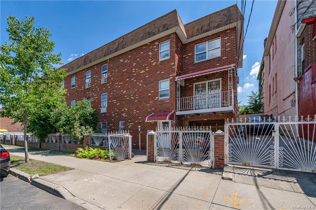 1480 Oakley Street, Bronx, NY 10469 | Compass