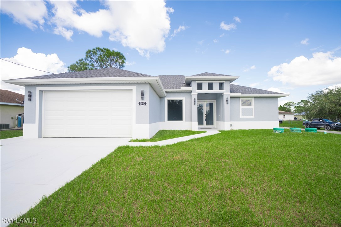 a front view of house with yard