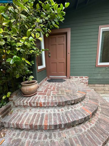 $4,500 | 12079 Broadway Terrace | Oakland