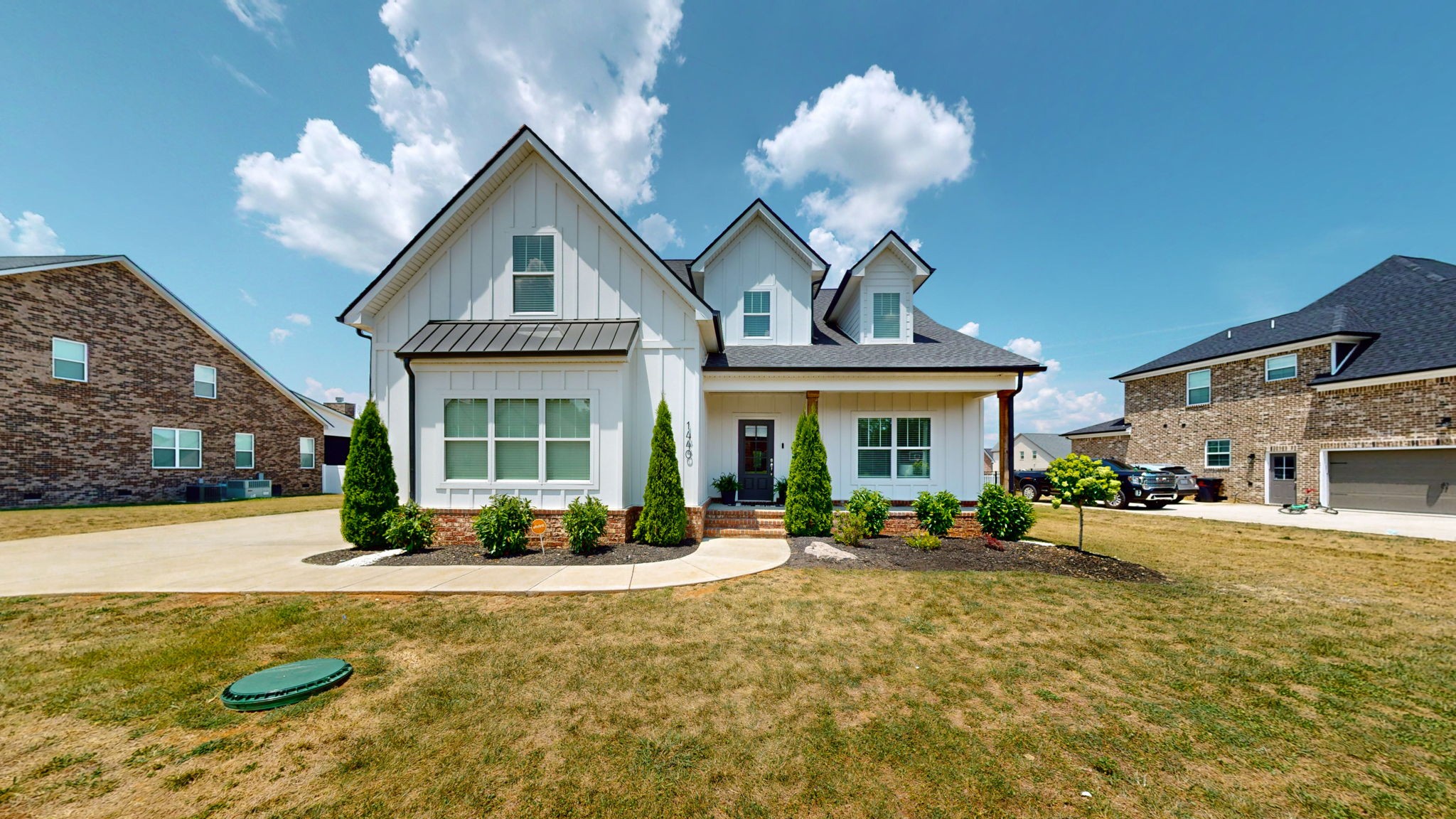 1440 Ansley Kay Drive is the modern farmhouse plan and aesthetic you have been looking for. Located in the quiet Walnut Downs subdivision, it is the Poppy Plan built in 2021 by Four Corners Builders.