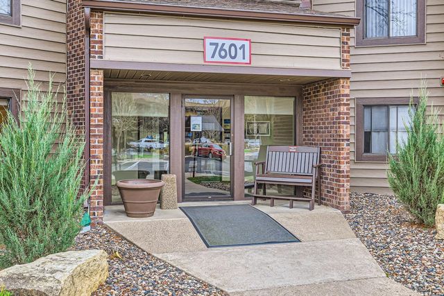 $205,000 | 7601 West 101st Street, Unit 117 | West Bloomington