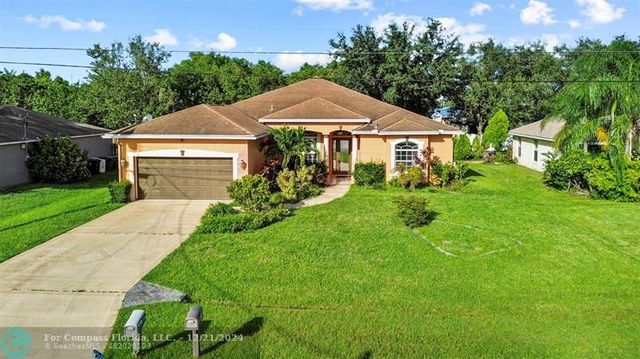 $540,000 | 5255 Northwest South Lovett Circle | St. Lucie West