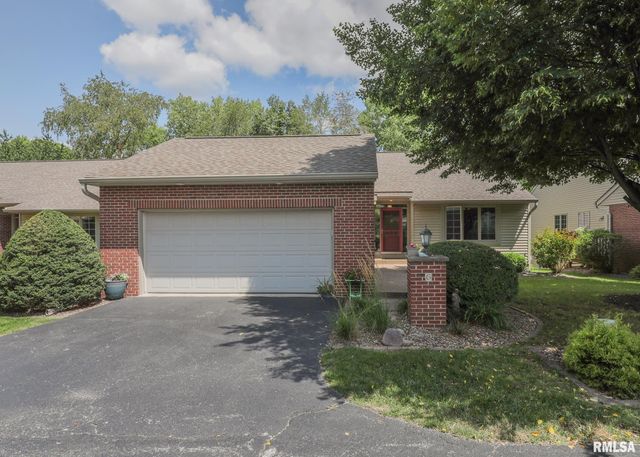 $329,900 | 6 Briarwood Lane | Blackhawk