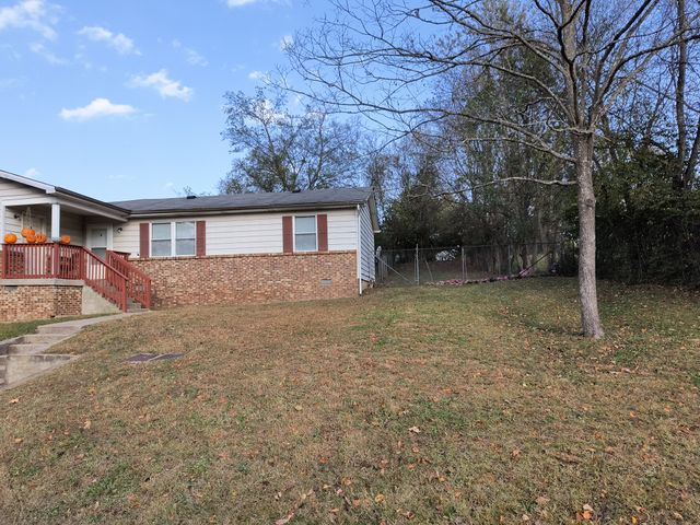 $1,050 | 742 Linden Green Drive | Hermitage Hills