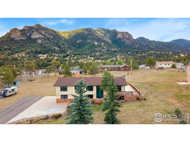 $825,000 | 2306 Pine Meadow Drive